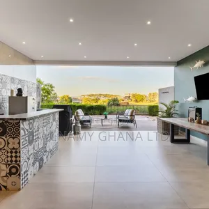 4bdrm Mansion in Accra for sale