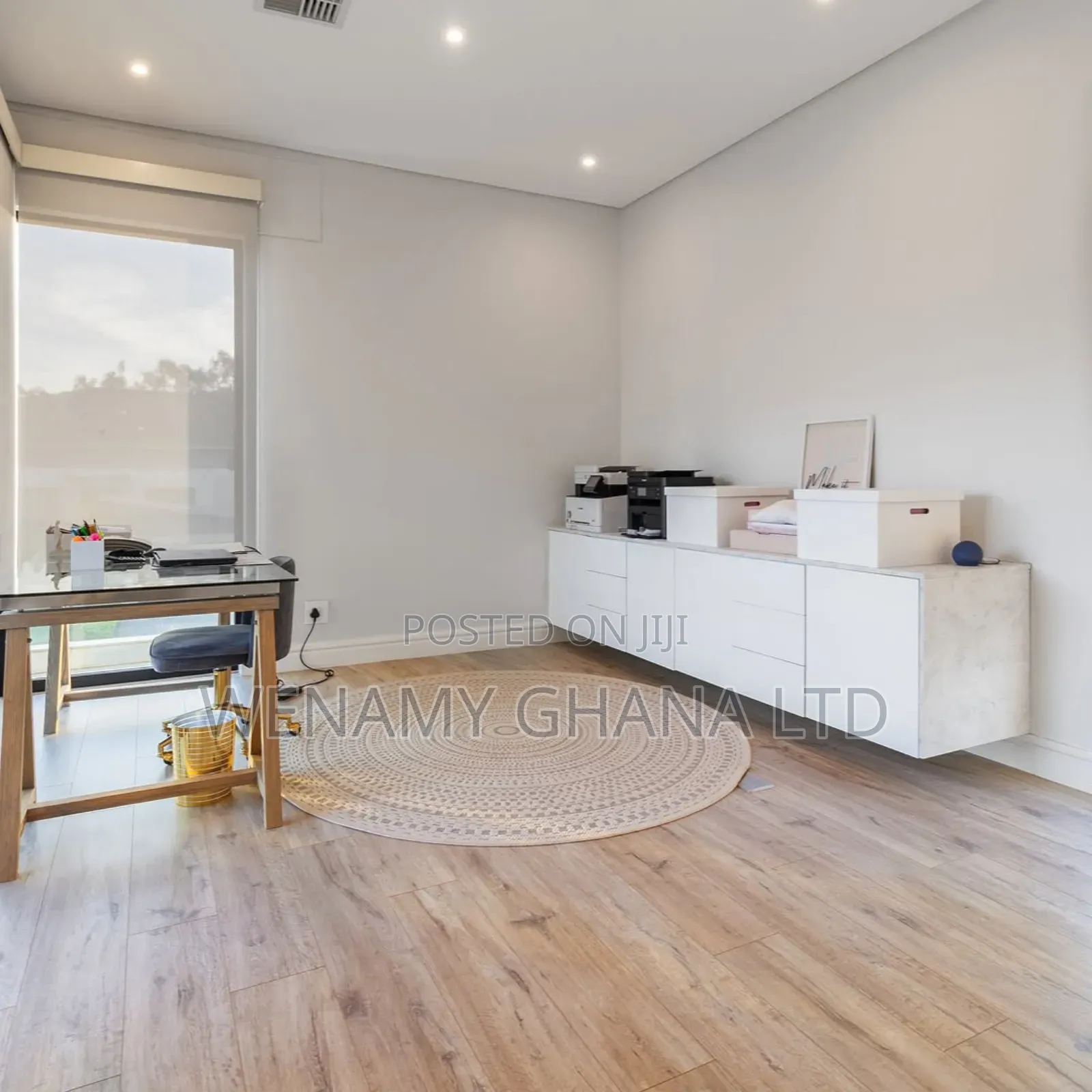 4bdrm Mansion in Accra for sale