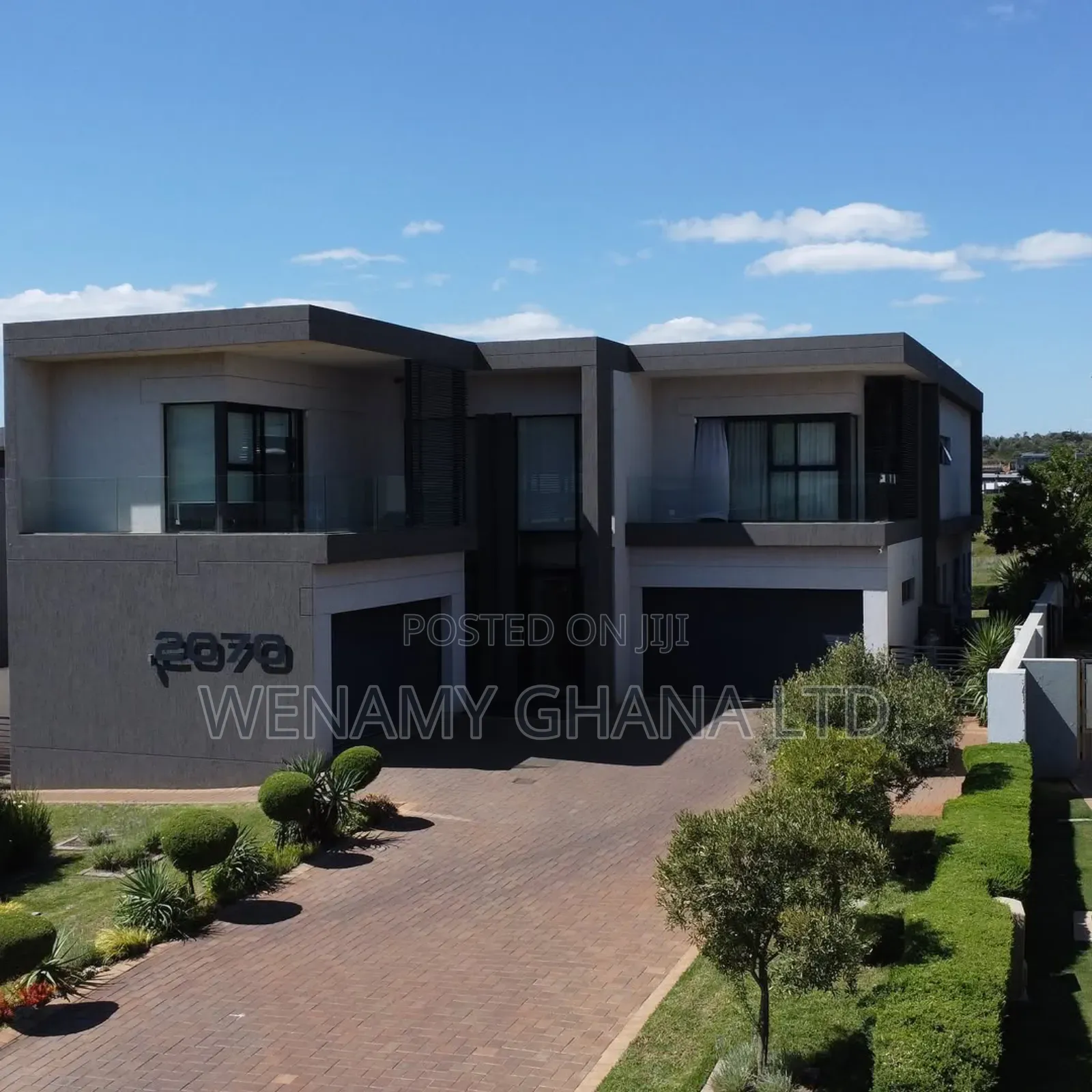 4bdrm Mansion in Accra for sale