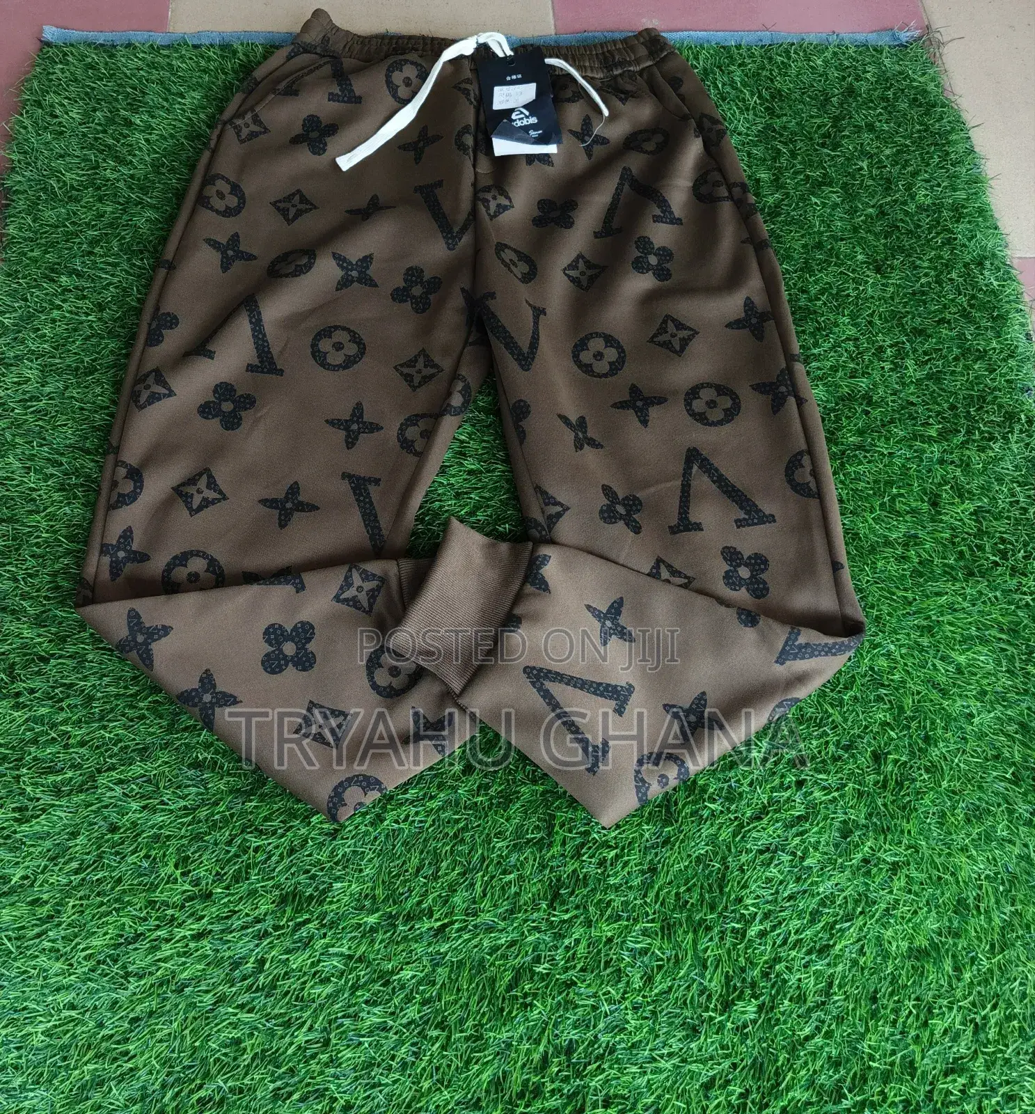 Louis Vuitton Joggers