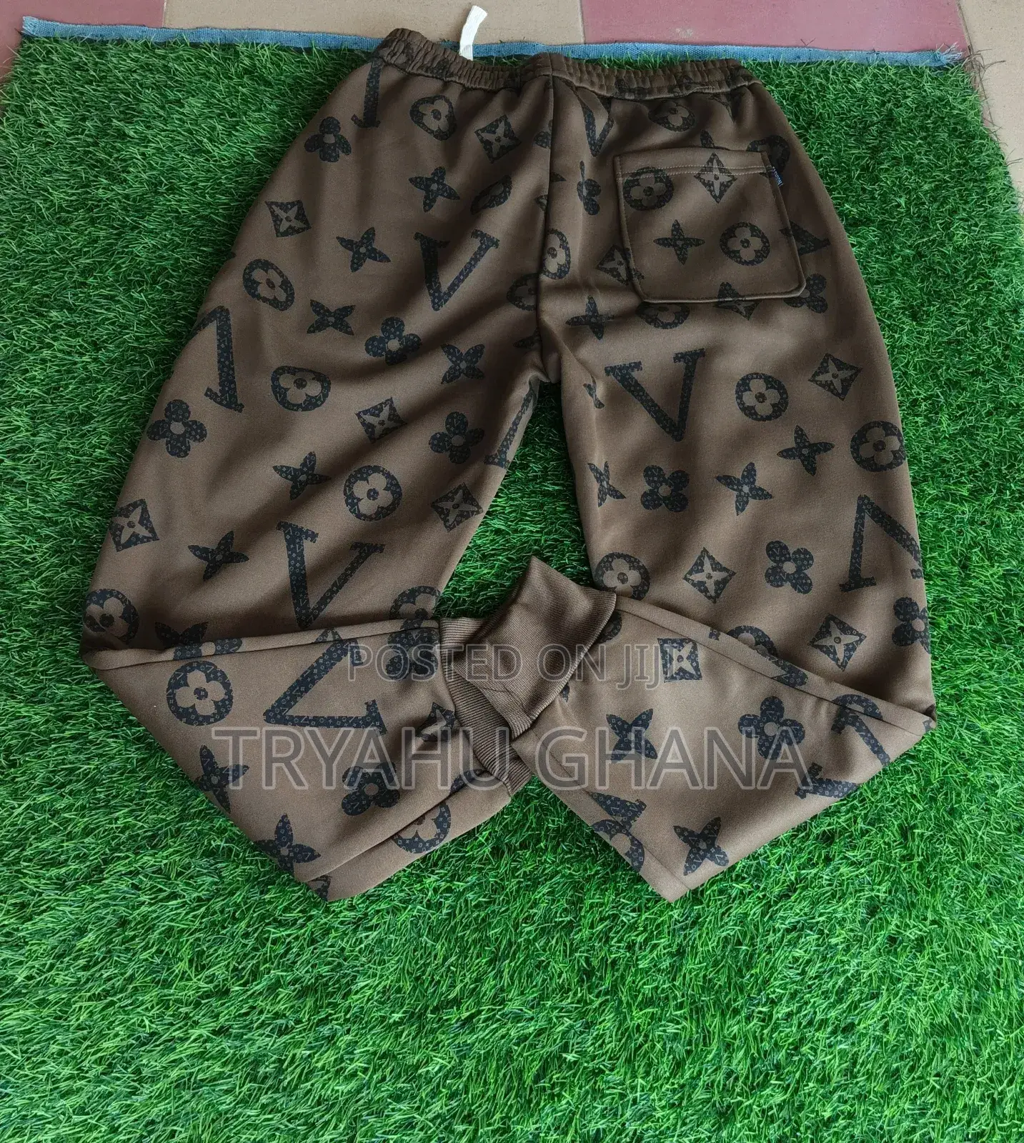 Louis Vuitton Joggers