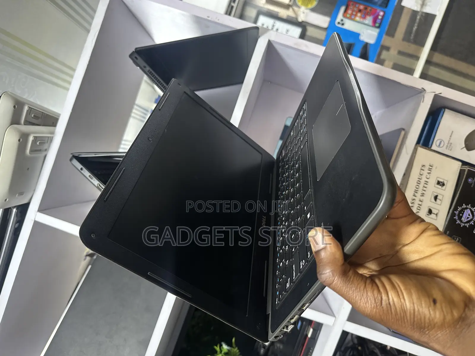 Laptop Dell Latitude 13 3380 8GB Intel SSD 128GB
