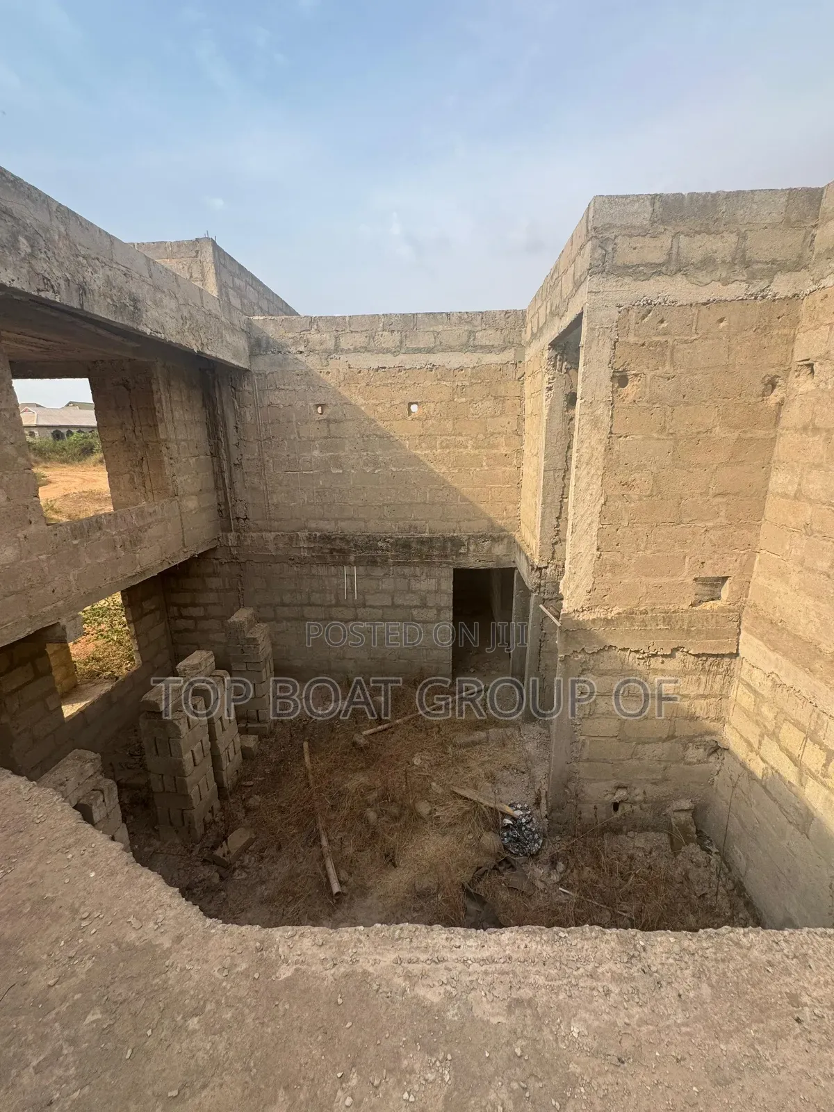 7bdrm House in Top-Boat Estate, Kumasi Metropolitan for sale