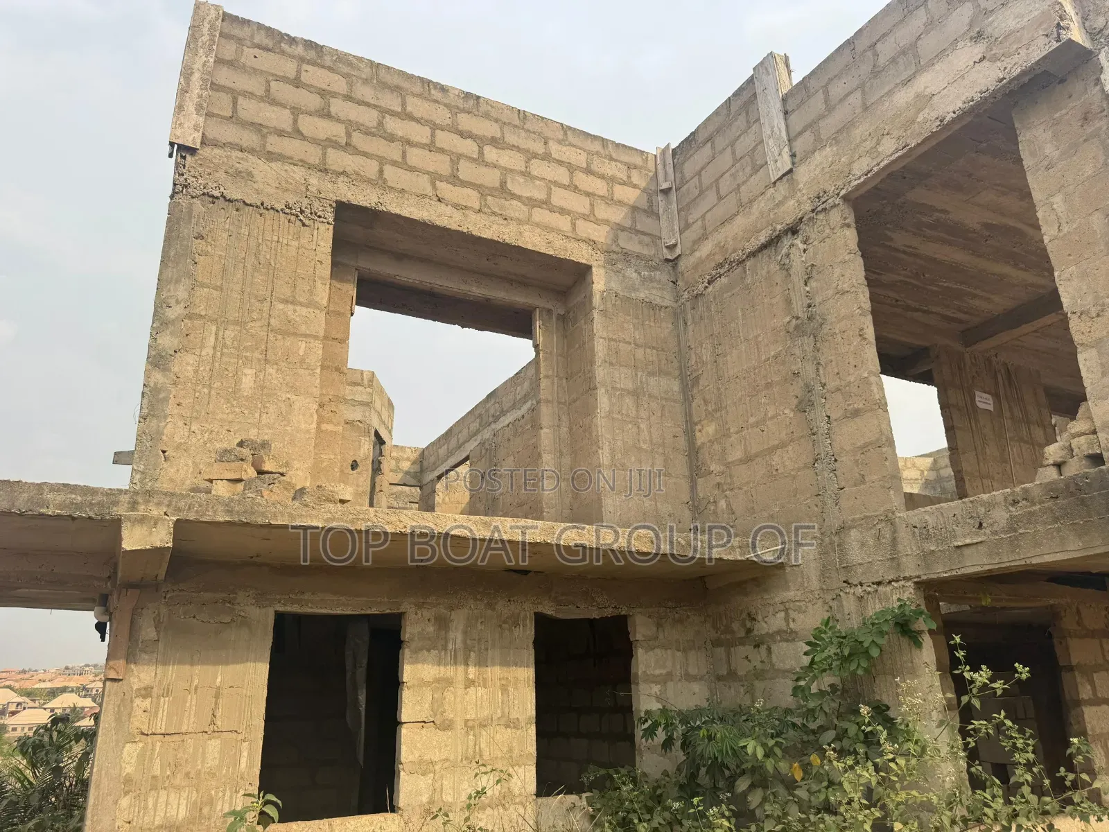 7bdrm House in Top-Boat Estate, Kumasi Metropolitan for sale