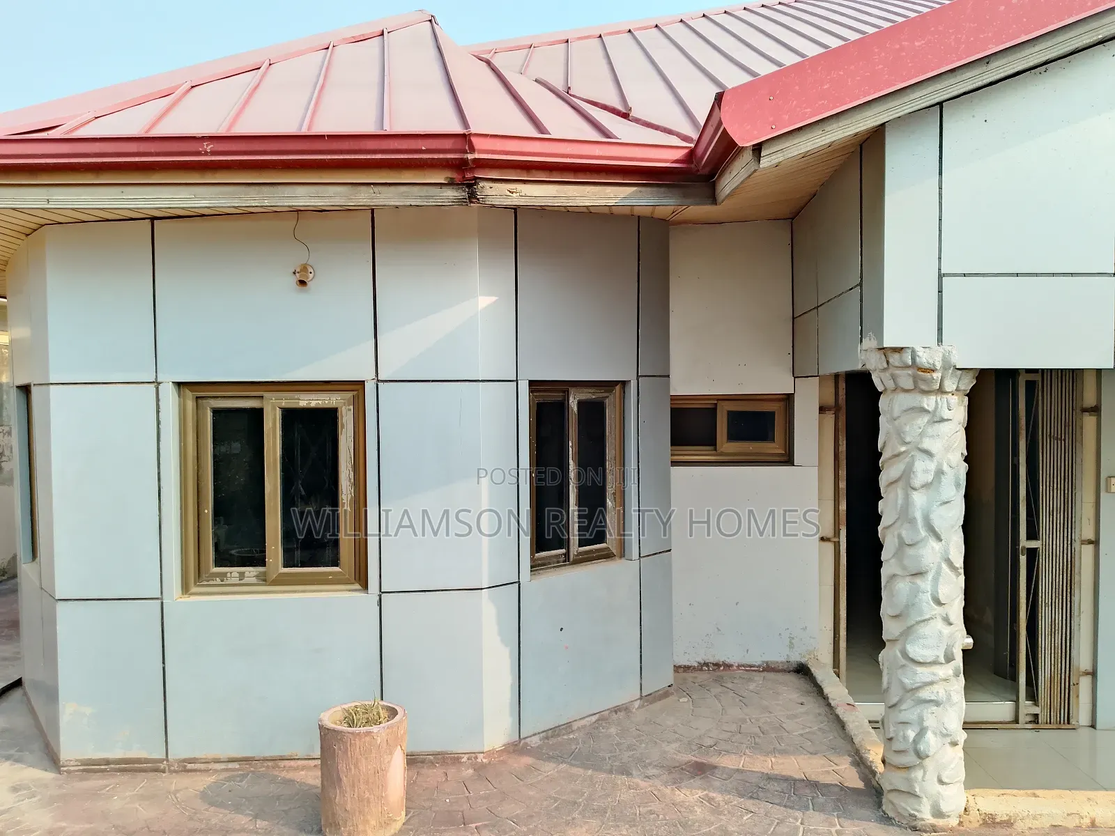 1bdrm Apartment in Community 18 Area, Spintex for rent