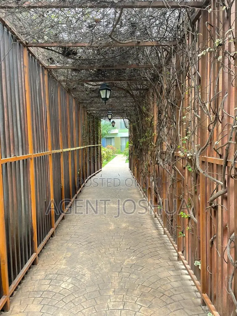 Furnished 2bdrm Apartment in Pearl City, Cantonments for sale