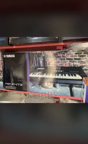 Yamaha PSR E473