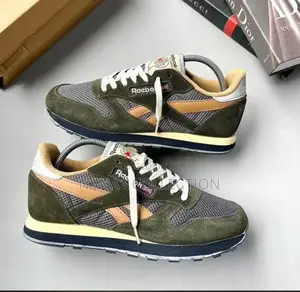 New Reebok Classic Sneakers
