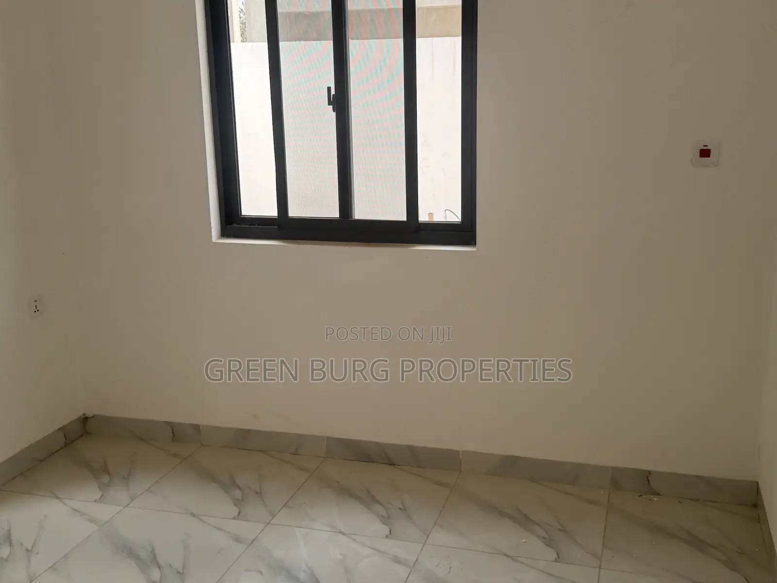3bdrm Townhouse/Terrace in East Legon for sale