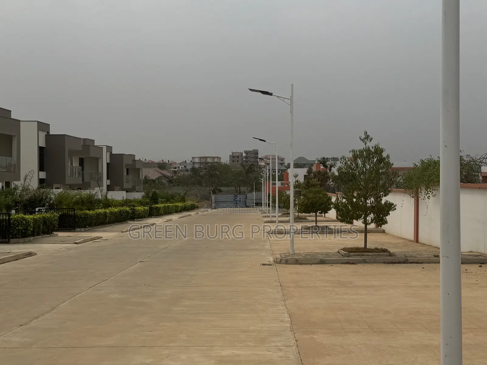 3bdrm Townhouse/Terrace in East Legon for sale