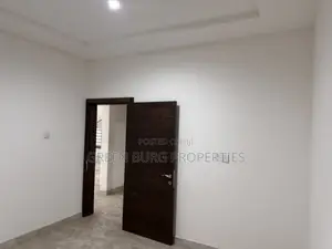 5bdrm Mansion in East Legon for rent