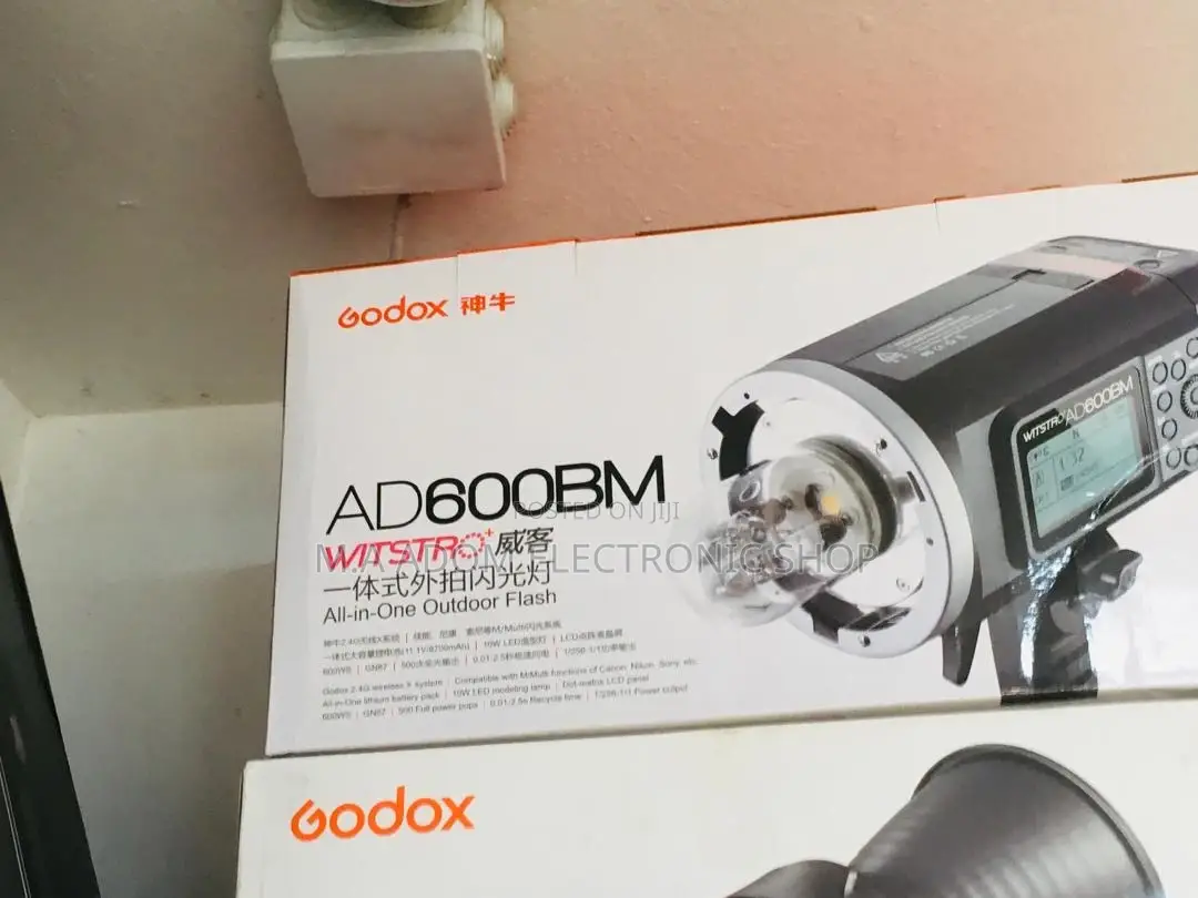 Powerful Portable Godox AD600 Studio Flash