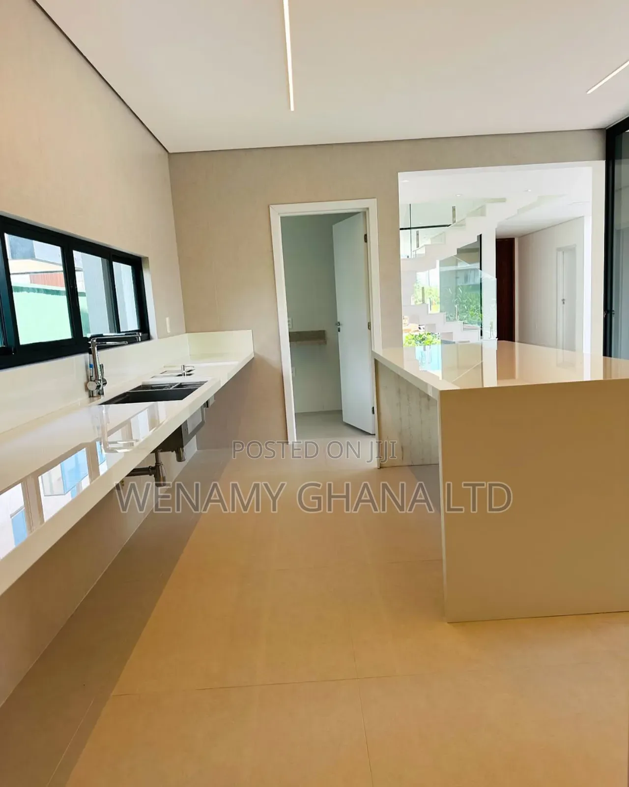 4bdrm Duplex in Accra for sale
