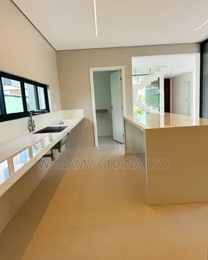 4bdrm Duplex in Accra for sale