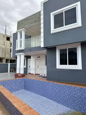 6bdrm Duplex in East Legon Hills, Accra Metropolitan for sale