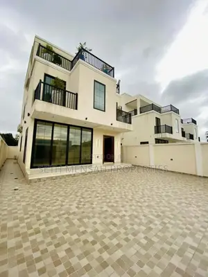 4bdrm House in Skm Properties, Dzorwulu for sale