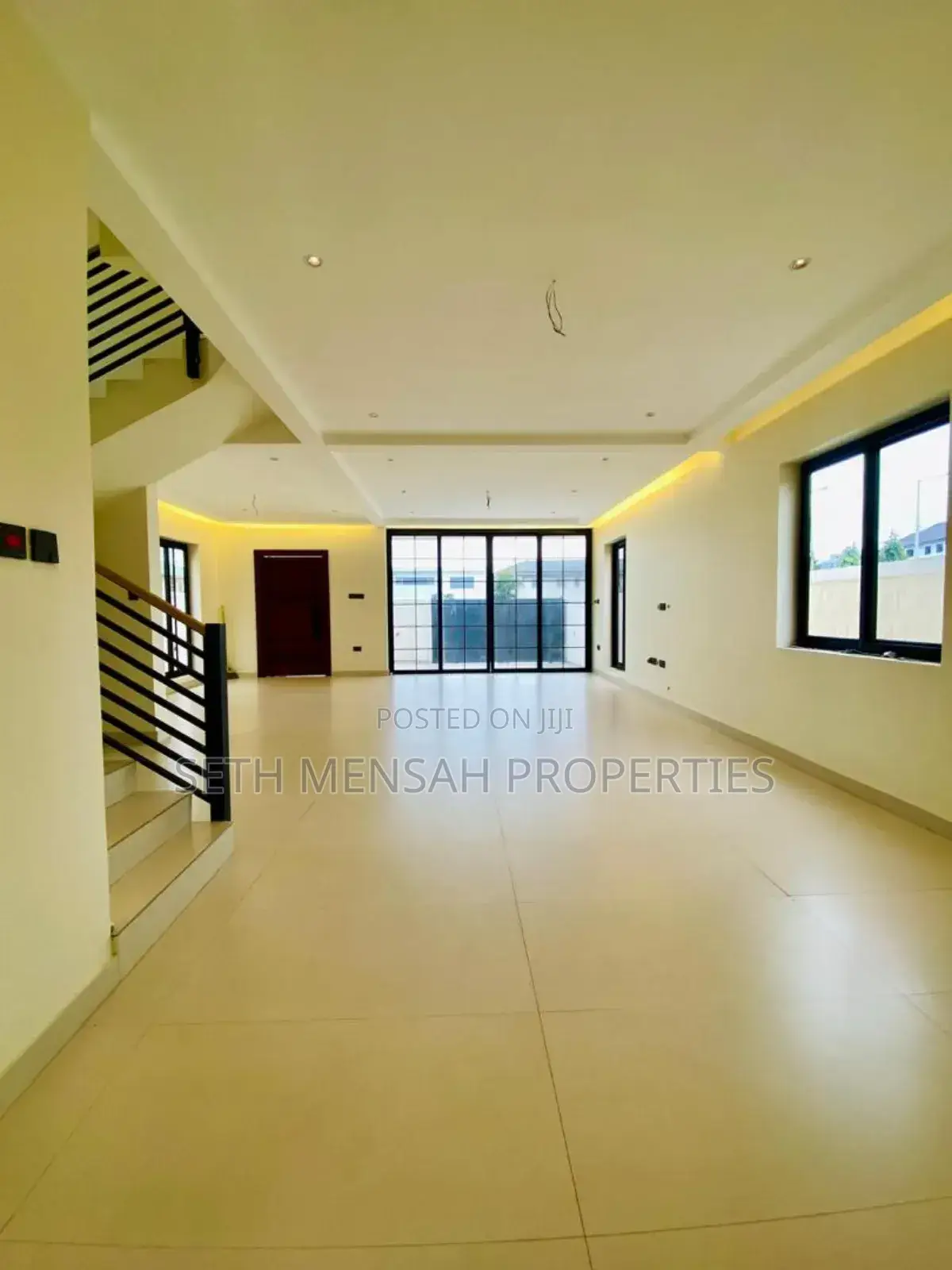 4bdrm House in Skm Properties, Dzorwulu for sale