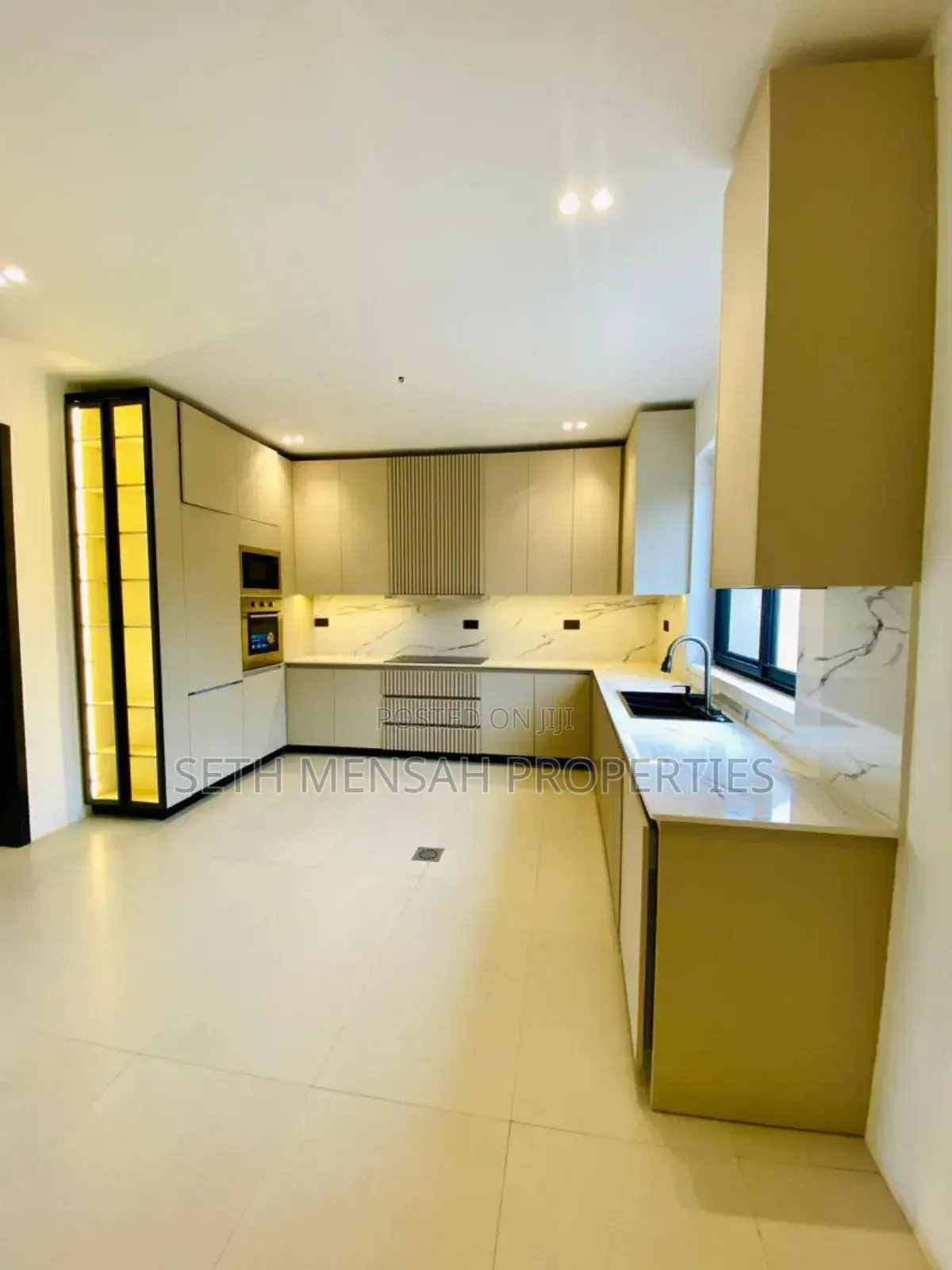 4bdrm House in Skm Properties, Dzorwulu for sale