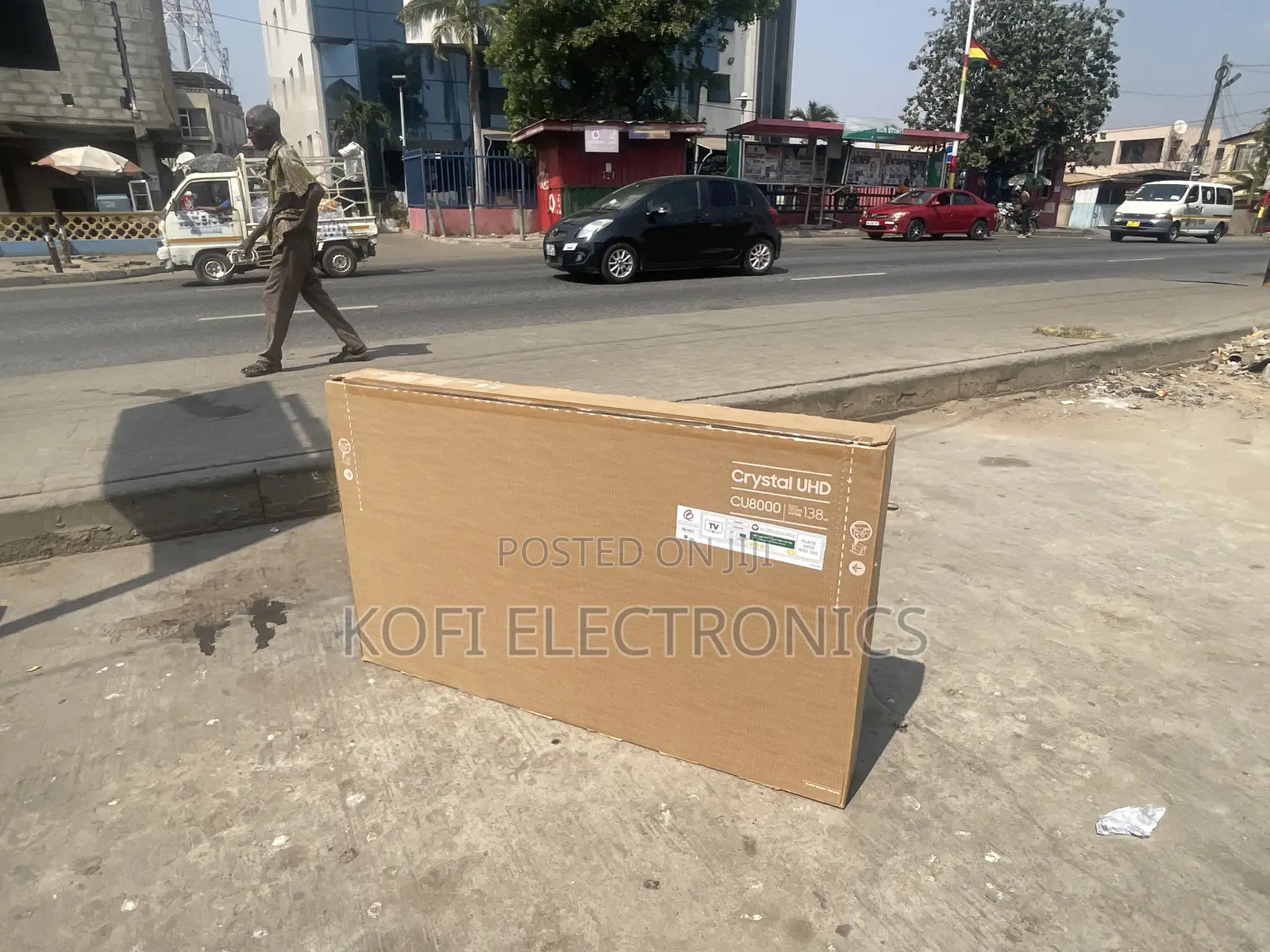 3-side Bezelles Design 2023 55′′Samsung Ue55cu8000 UHD 4k Tv