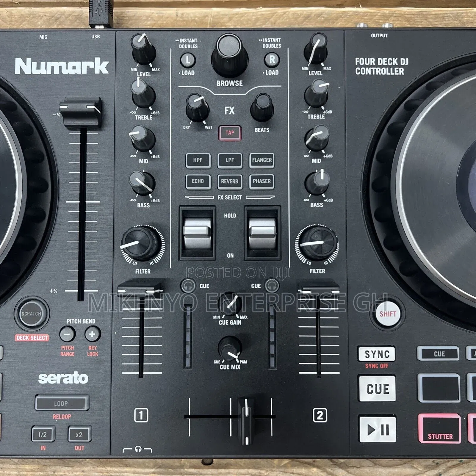 Numark Mixtrack Platinum Fx Dj Controller