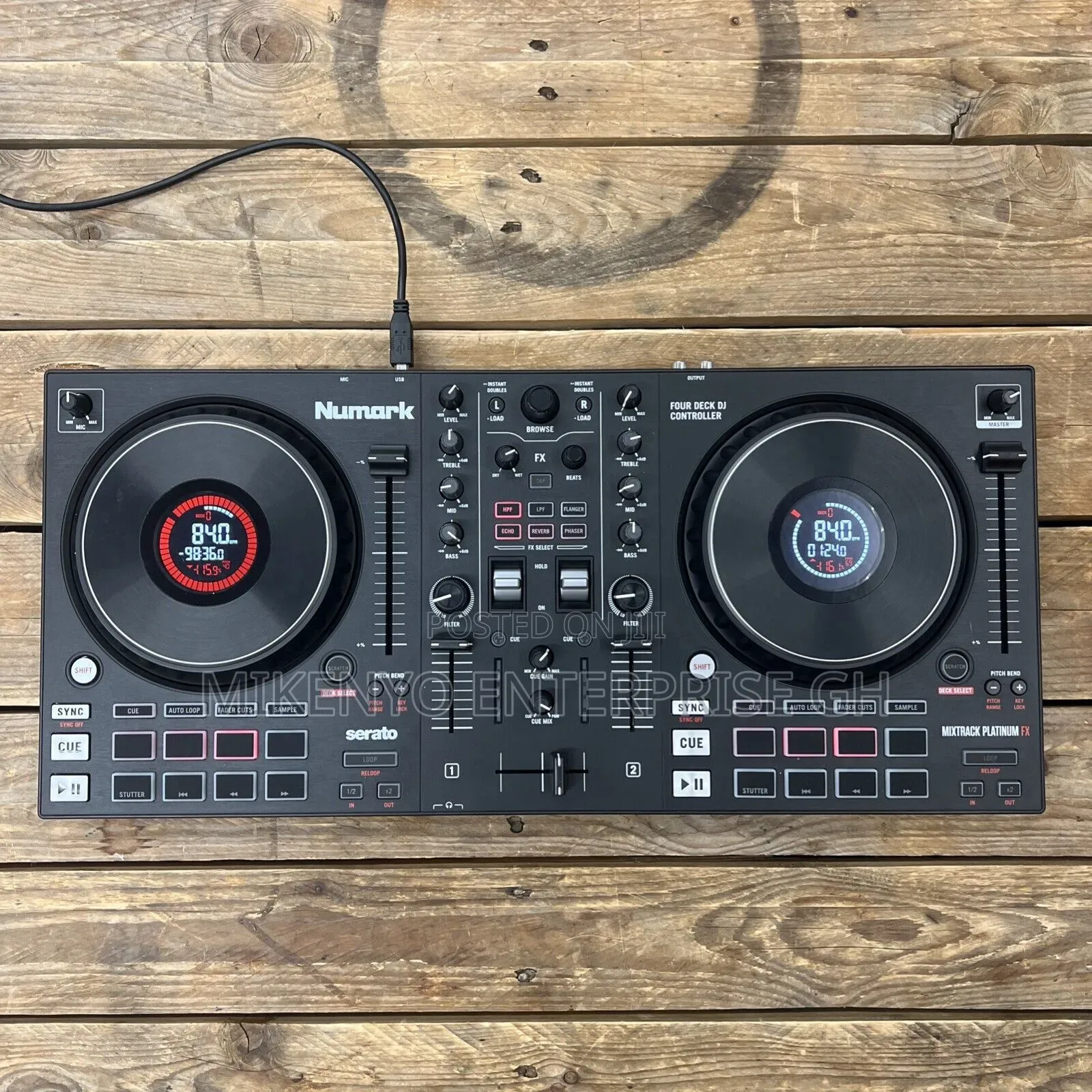 Numark Mixtrack Platinum Fx Dj Controller