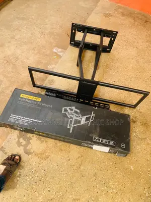 Heavy-Duty Wall Mount for 50"-120" TVS