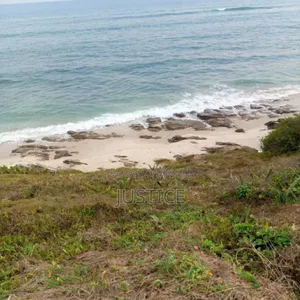 Walled Sea Side 6 Plots of Land Nyanyano Krokrobitey