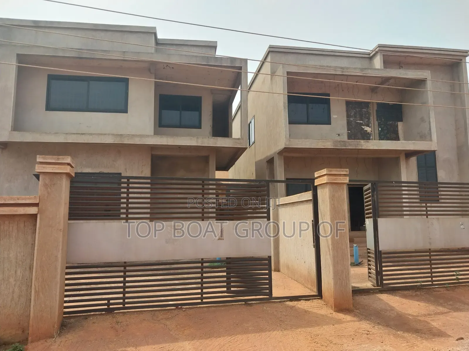4bdrm House in Top Boat Estate, Kumasi Metropolitan for sale