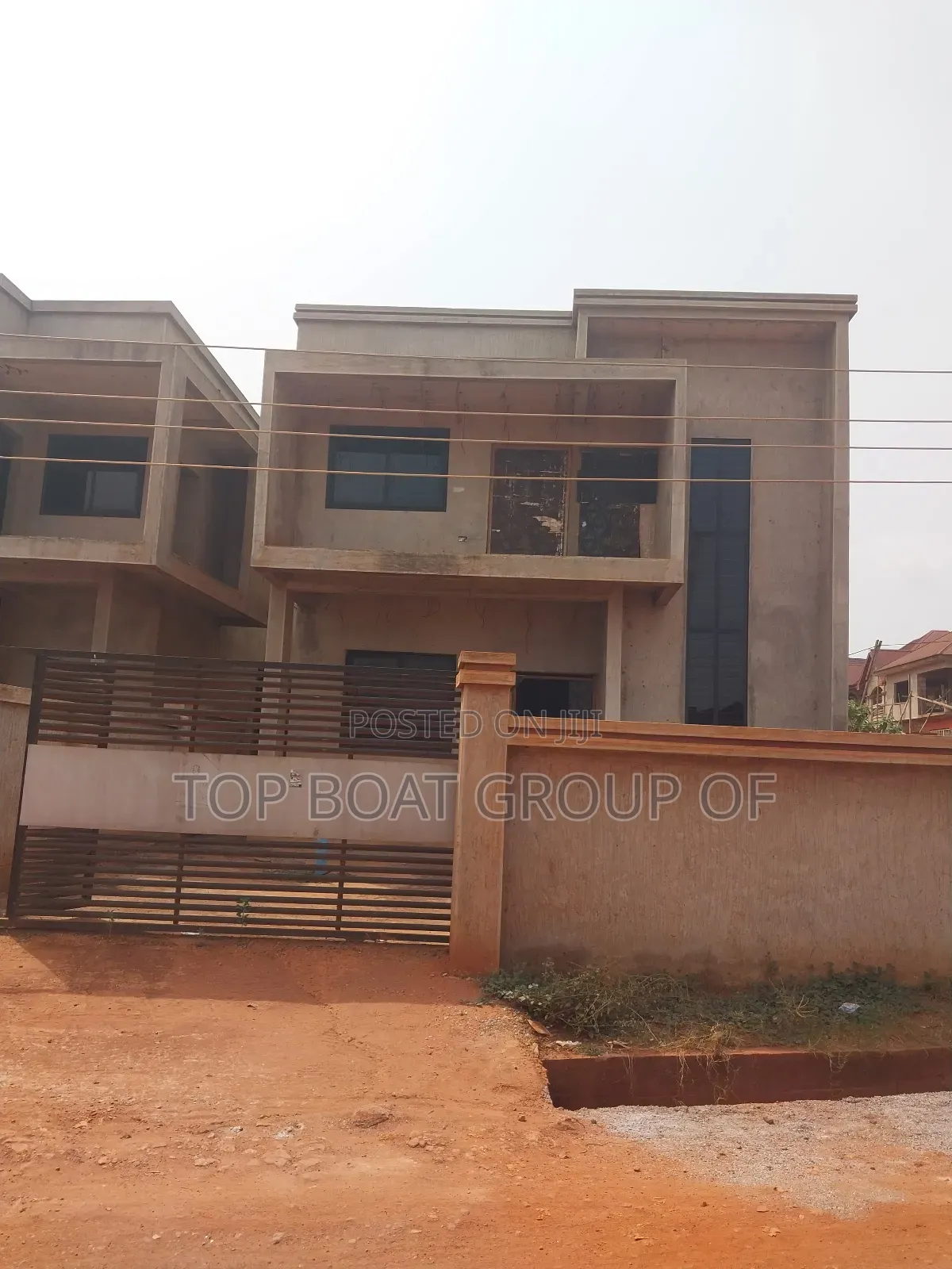 4bdrm House in Top Boat Estate, Kumasi Metropolitan for sale
