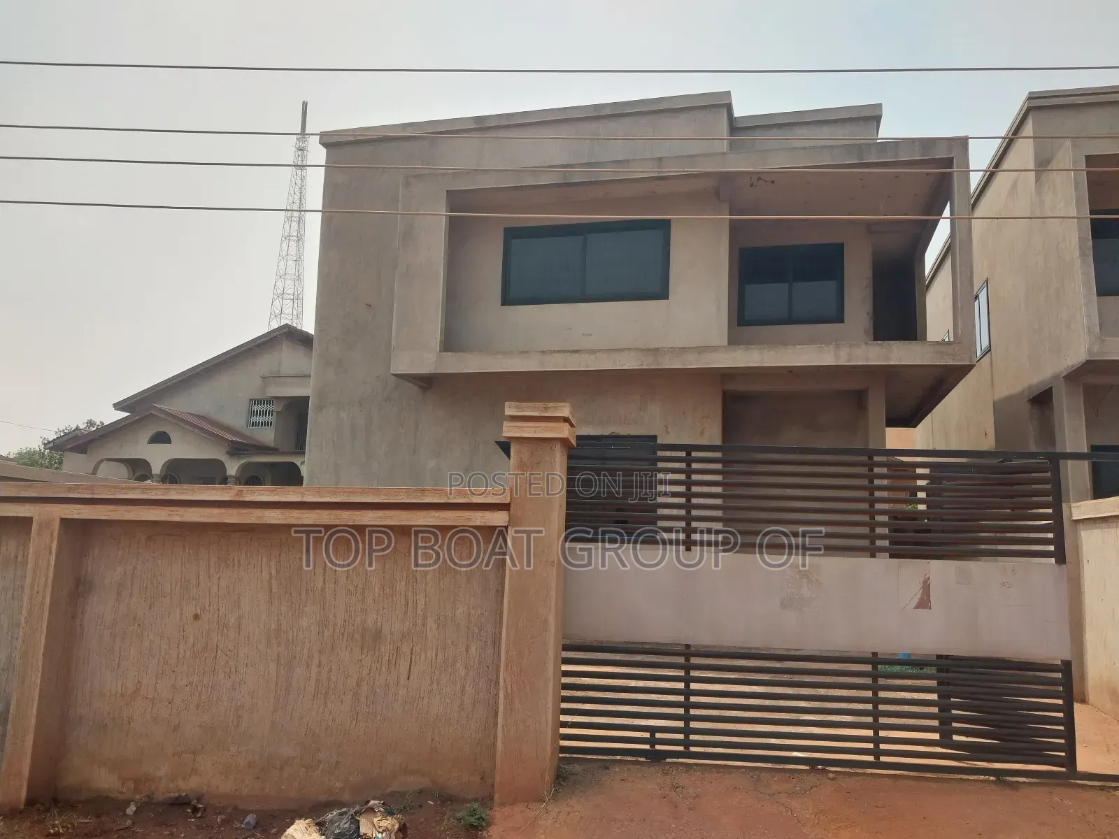 4bdrm House in Top Boat Estate, Kumasi Metropolitan for sale