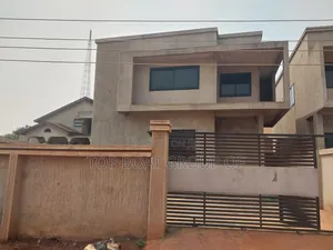 4bdrm House in Top Boat Estate, Kumasi Metropolitan for sale