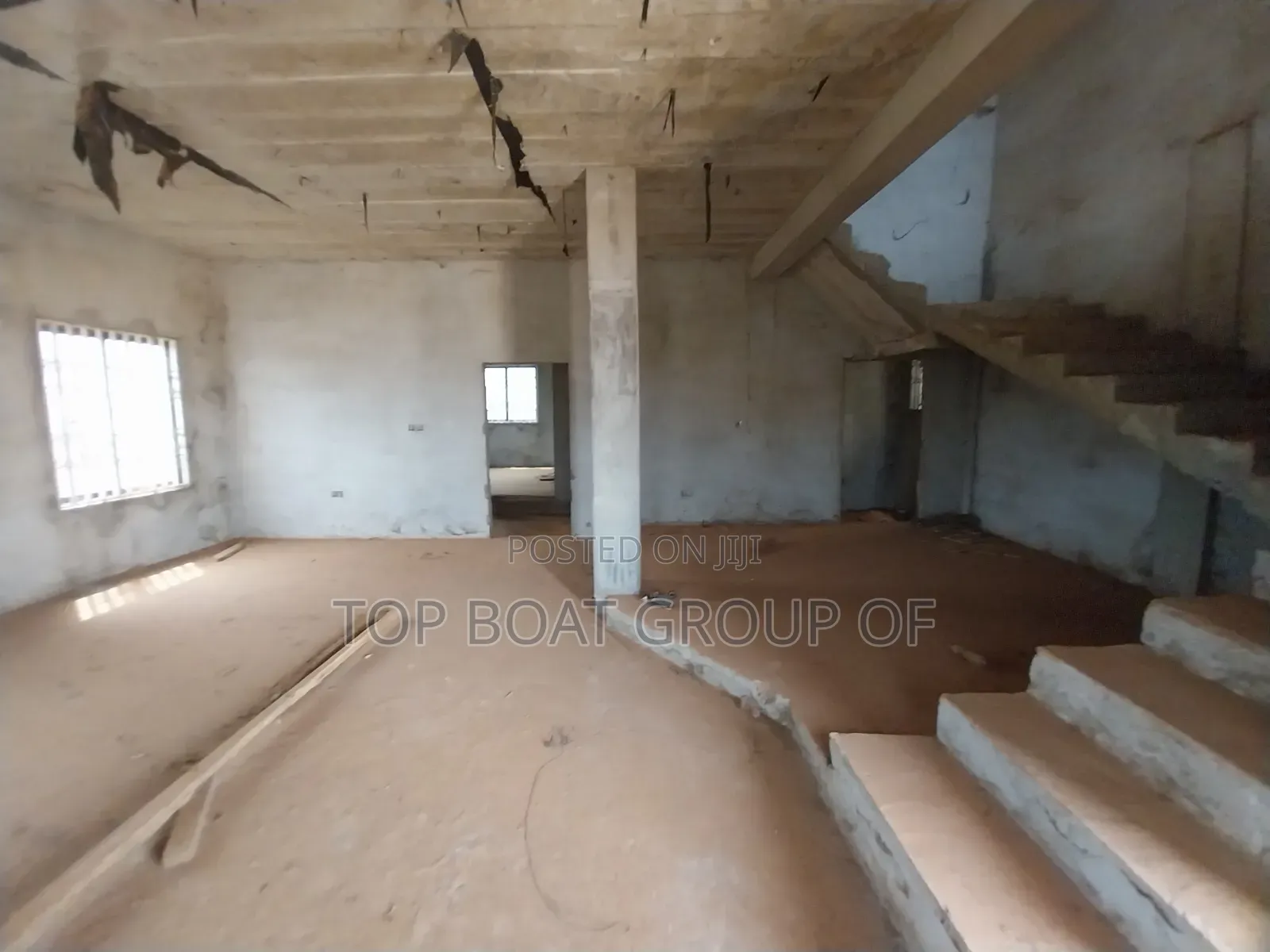 4bdrm House in Top Boat Estate, Kumasi Metropolitan for sale