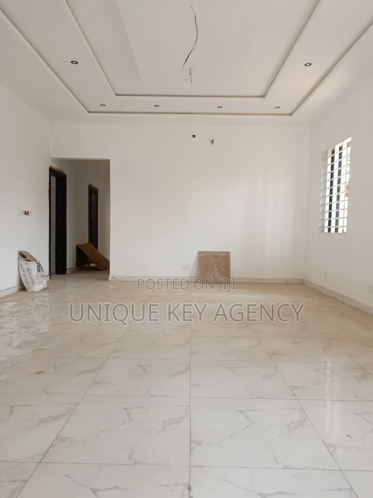 3bdrm House in Unique Key Agency, Baatsona Total for sale