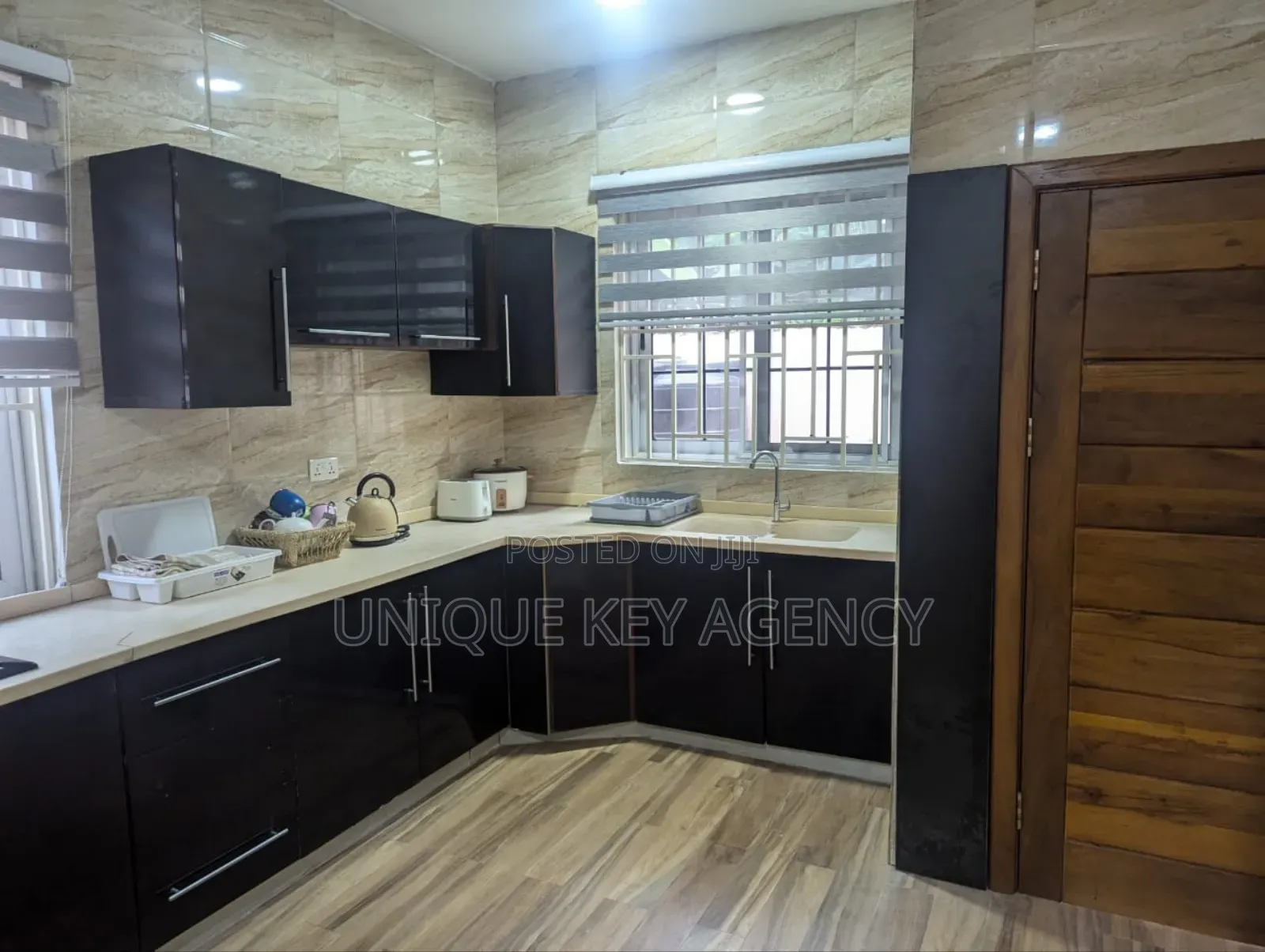 Furnished 3bdrm House in Unique Key Agency, Achimota for rent