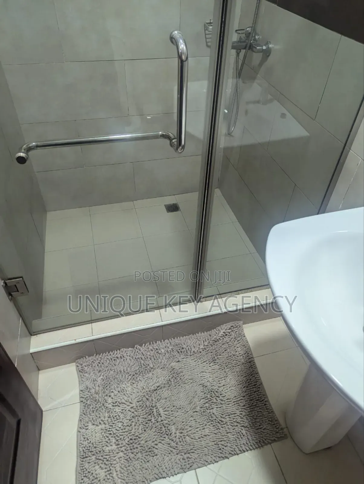 Furnished 3bdrm House in Unique Key Agency, Achimota for rent