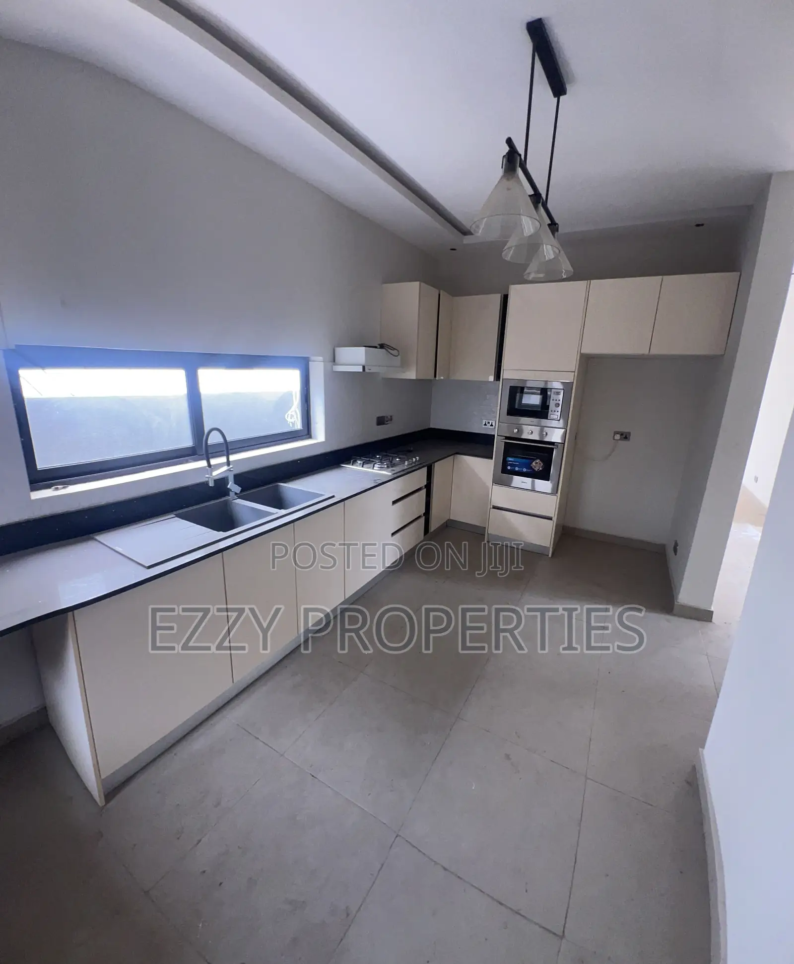 4bdrm Duplex in Trasaco Islamic, East Legon for rent