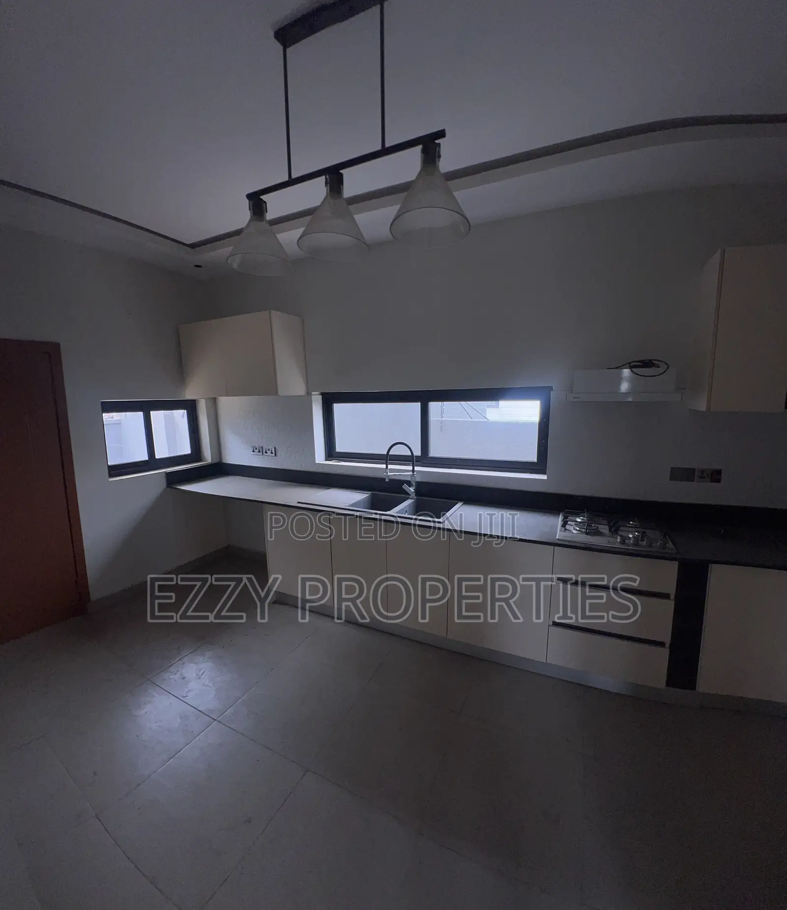 4bdrm Duplex in Trasaco Islamic, East Legon for rent