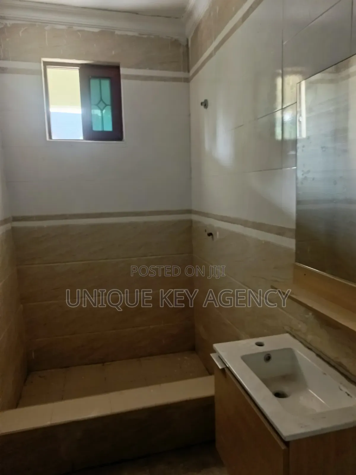 3bdrm House in Unique Key Agency, Tesano for rent