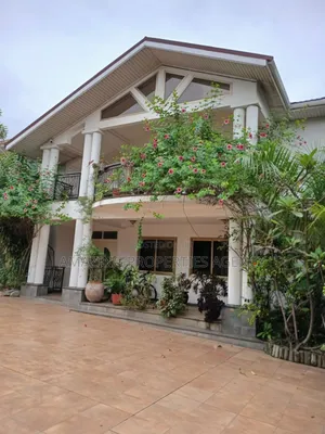 5bdrm Mansion in Dzorwulu for sale