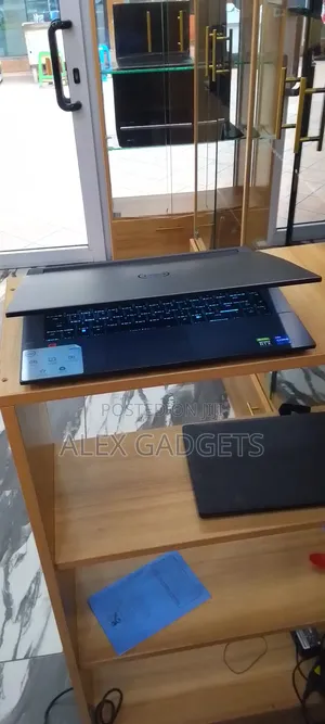 Laptop Dell G16 7620 16GB Intel Core I7 SSD 512GB