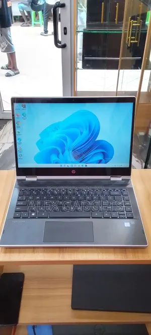 Laptop HP Pavilion X360 8GB Intel Core I3 SSD 256GB