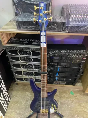 Soundgear by Ibanez SDGR 5strings Active Bass Guitar