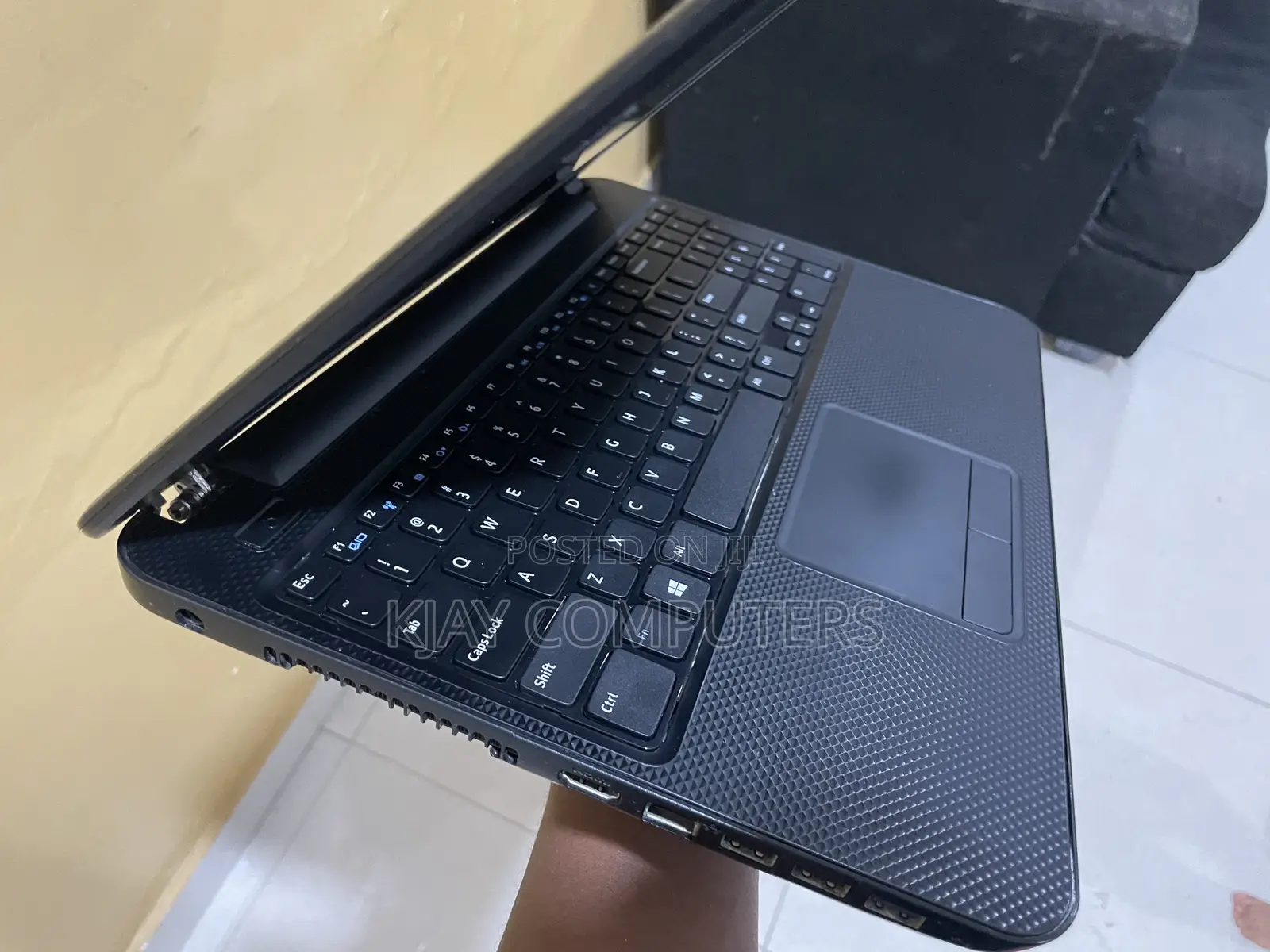 Laptop Dell Inspiron 3541 4GB Intel SSD 128GB