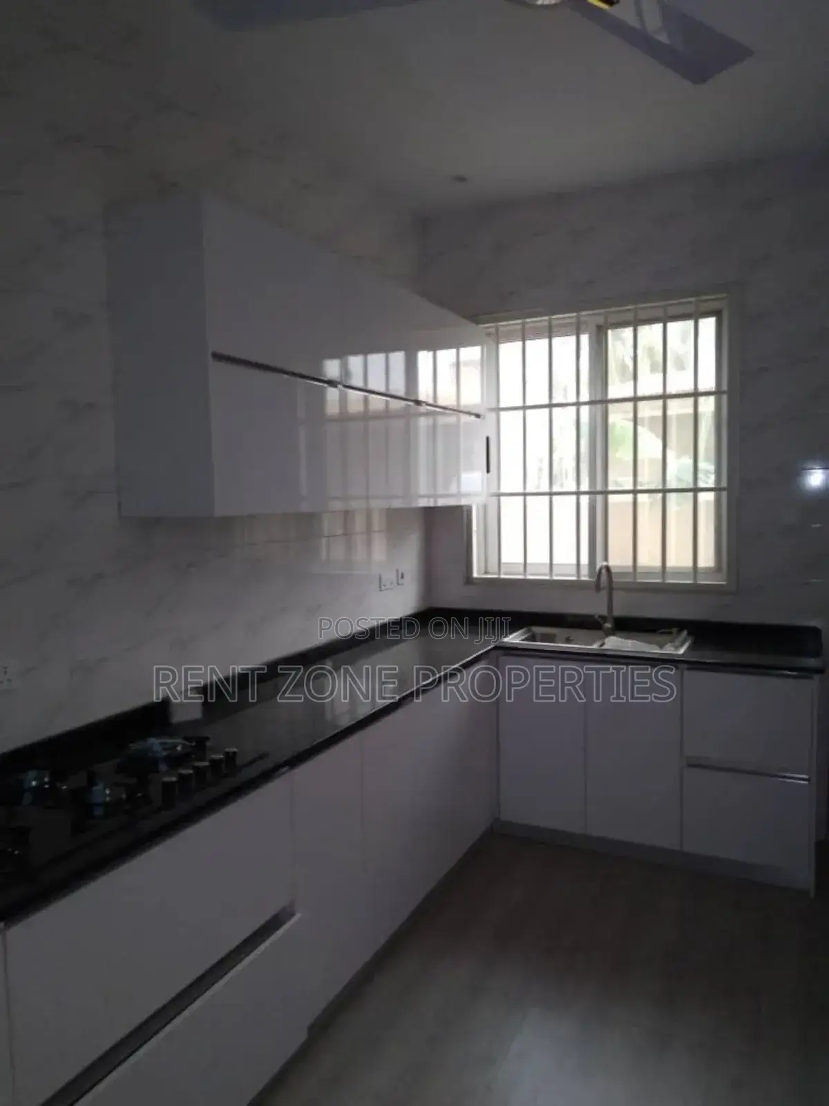 3bdrm Duplex in Pokuase for sale