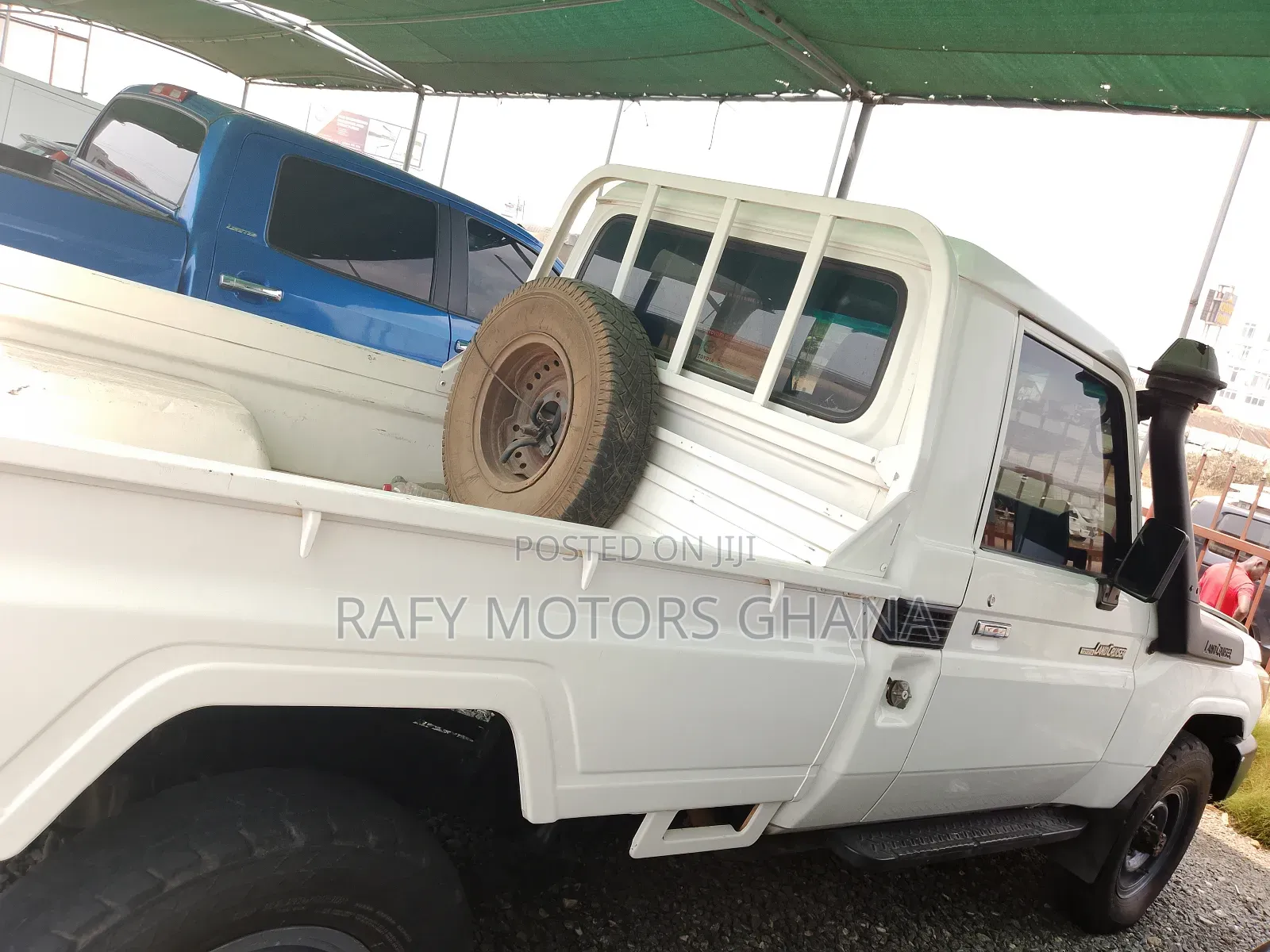 Toyota Land Cruiser 4.5 V8 DSL 2012 White