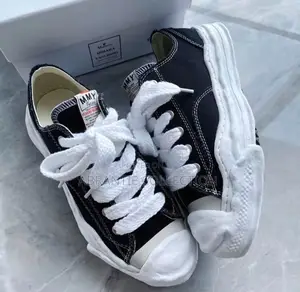 Maison Miharas Hank Canvas Low