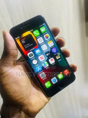 New Apple iPhone 6s 64 GB Black