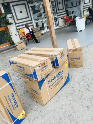 Pure Auto Defrost 1.5 Hp Split R410 Nasco Ac