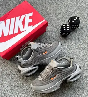 Nike Air Max Portal Trainers Gruy