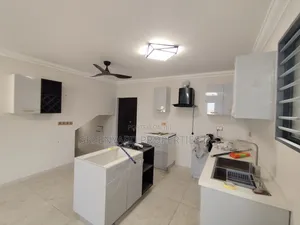 2bdrm Townhouse / Terrace in Adjiringanor, East Legon for rent